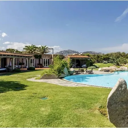 Rotondo Della Punta Volpe * Porto Rotondo